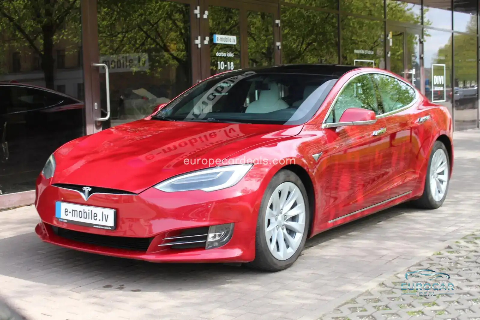Tesla Model S