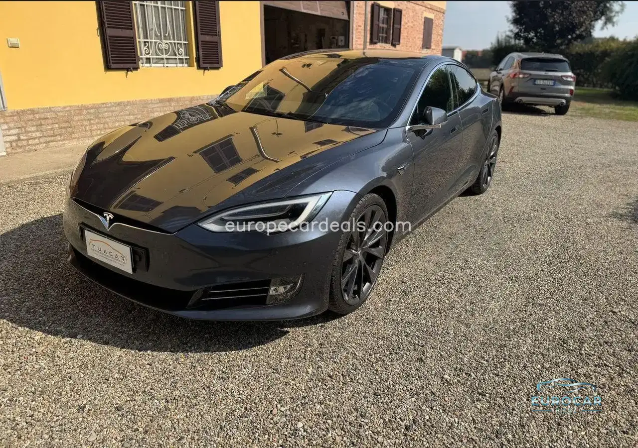 Tesla Model S