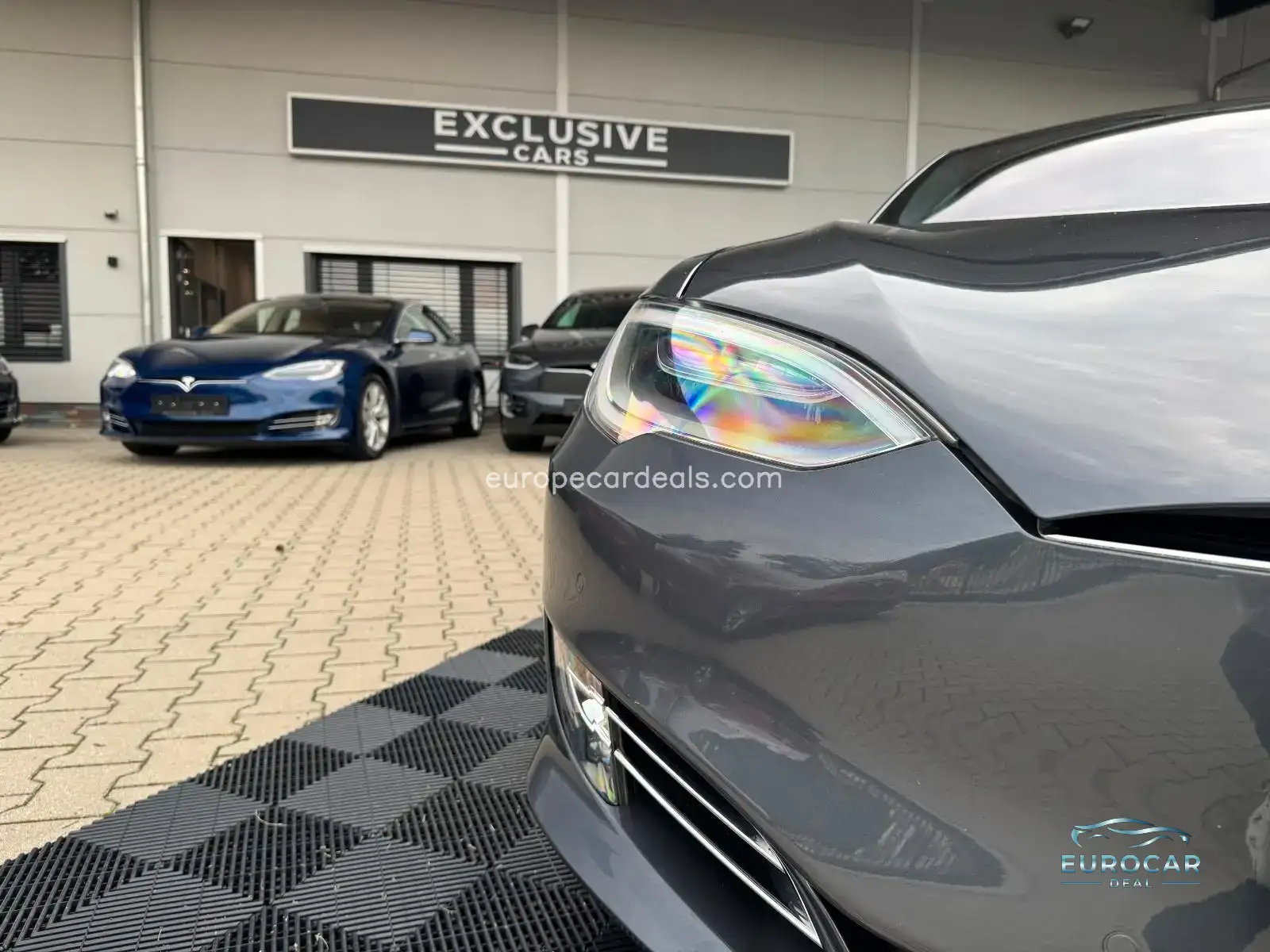 Tesla Model S