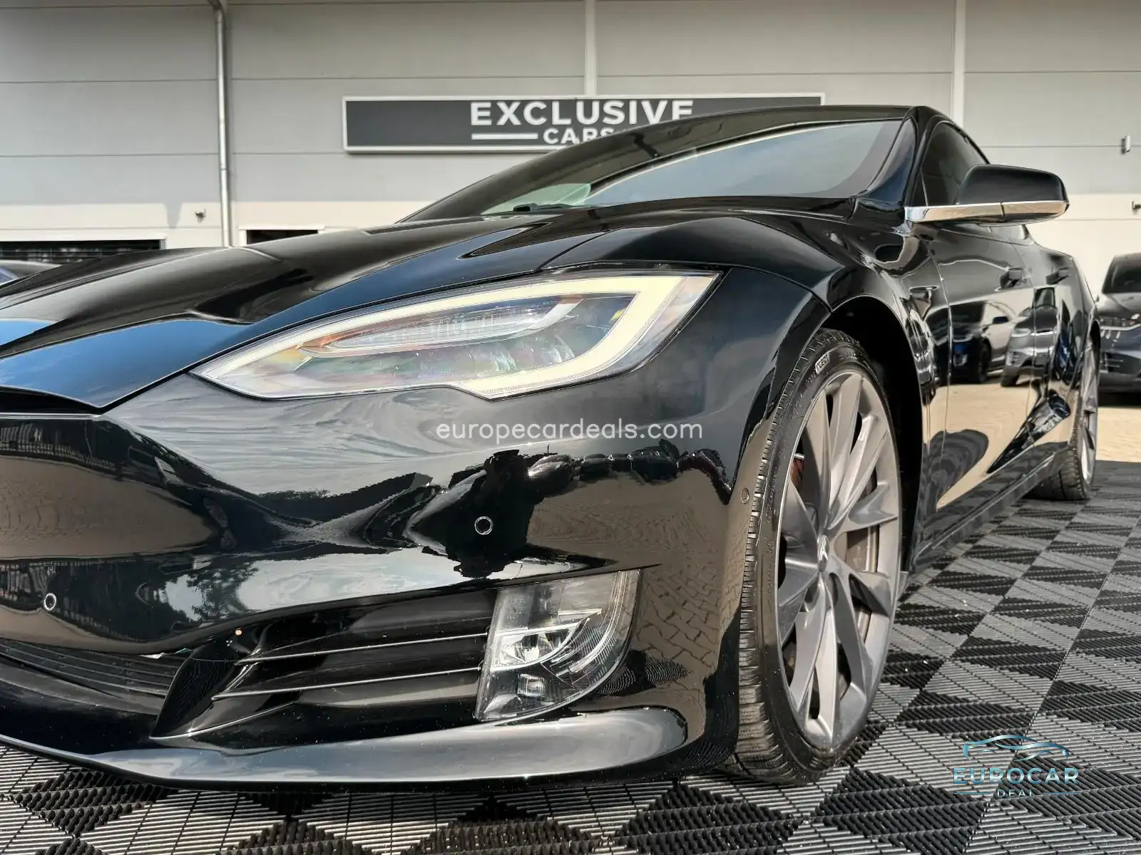 Tesla Model S