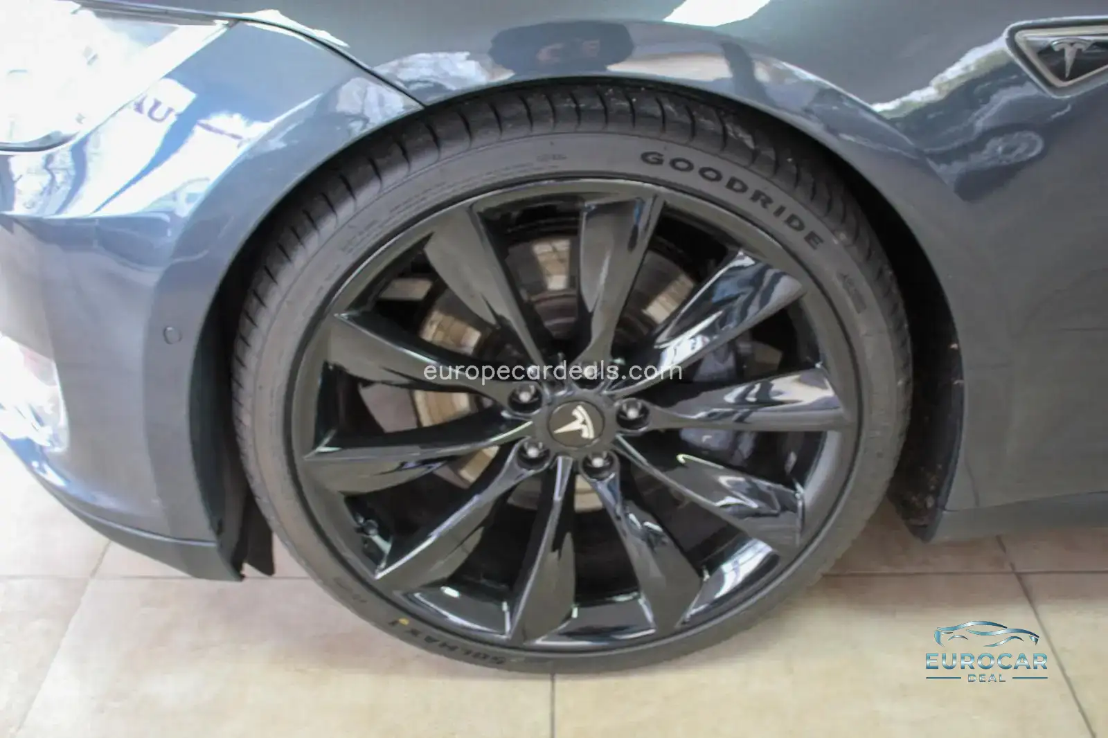 Tesla Model S