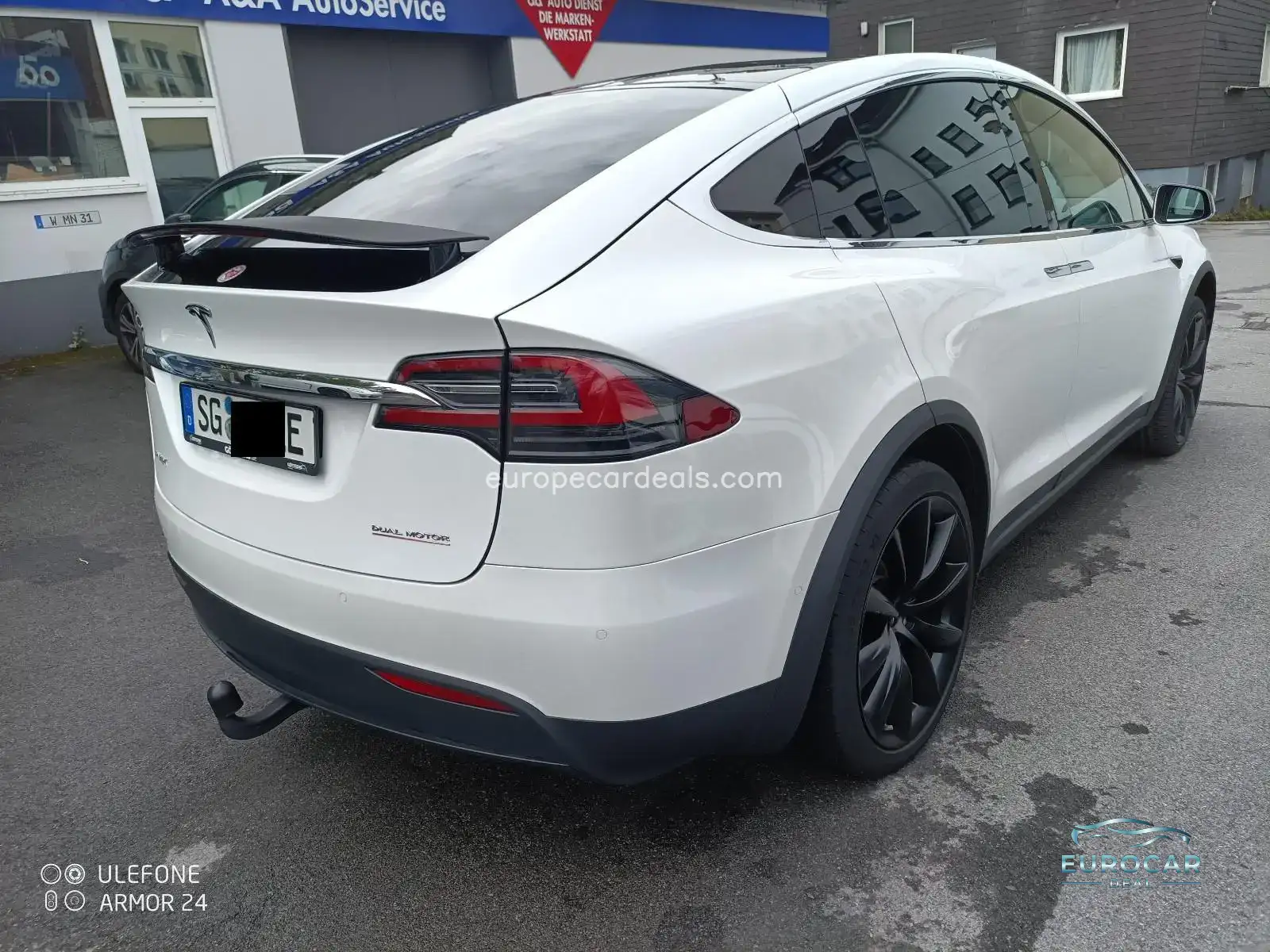 Tesla Model X