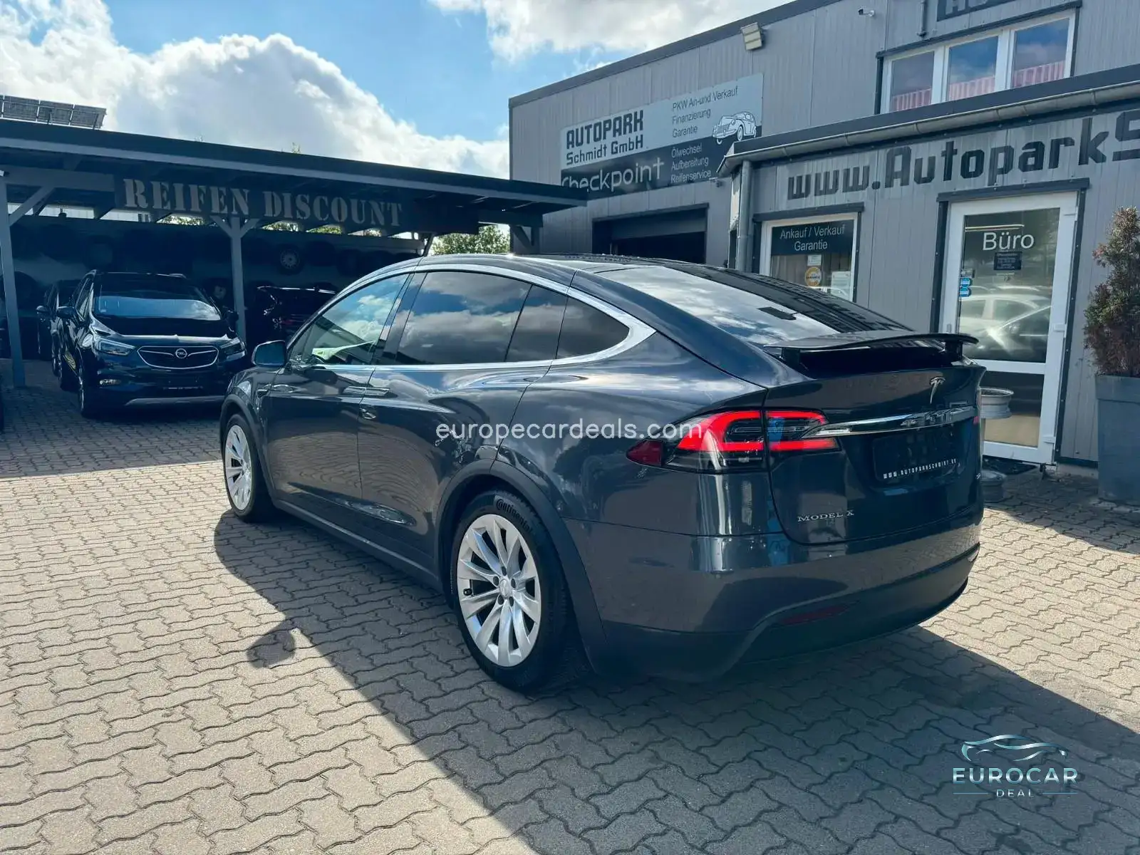 Tesla Model X