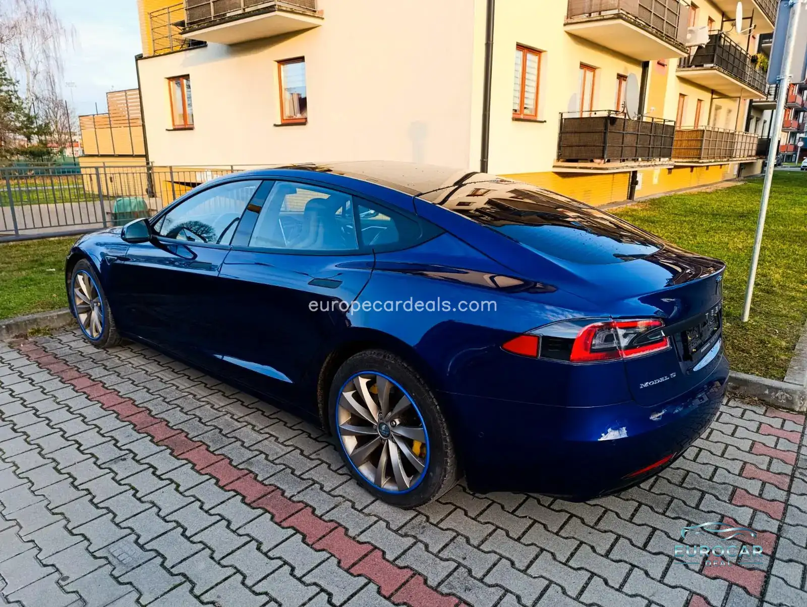Tesla Model S