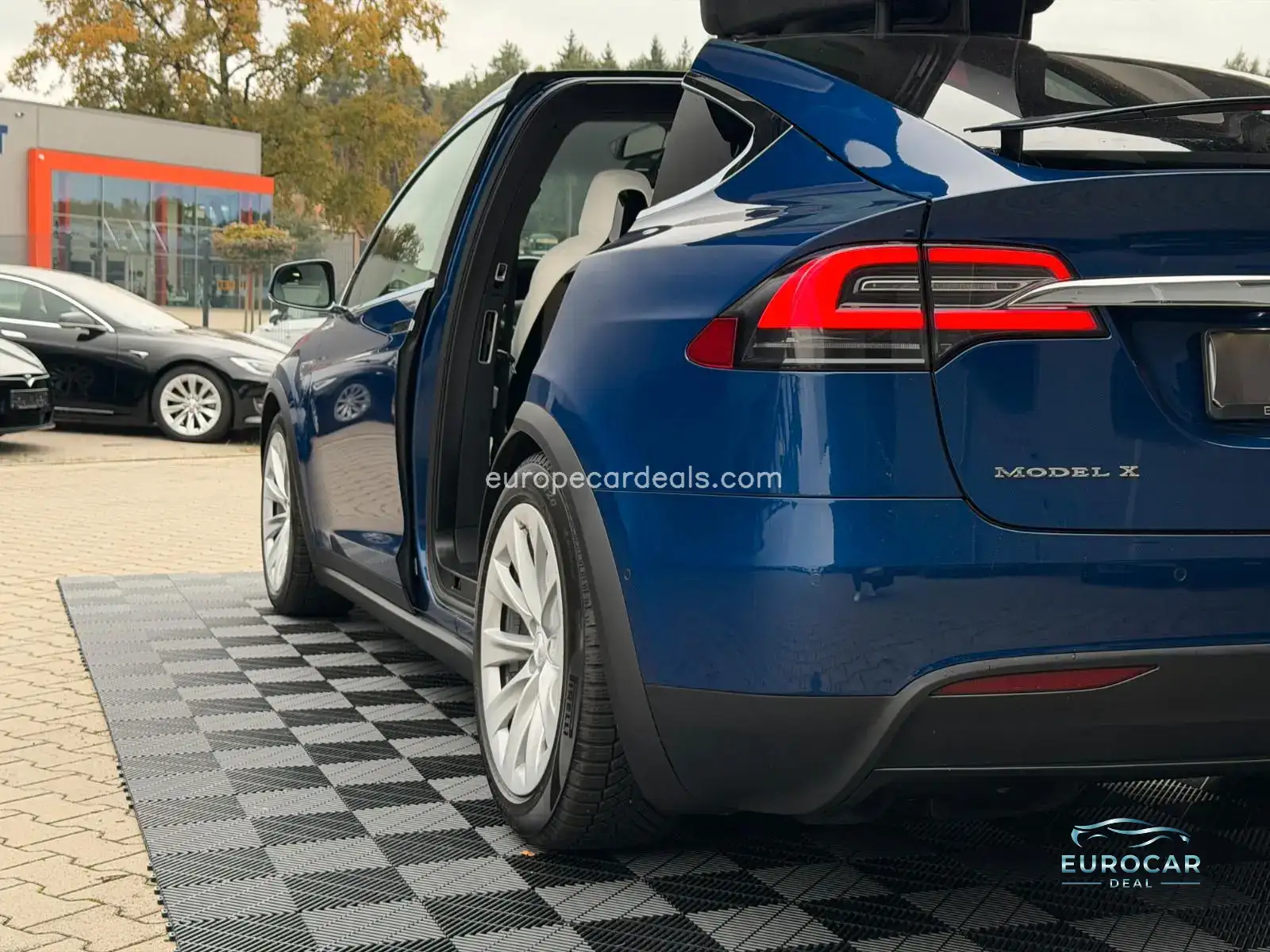 Tesla Model X