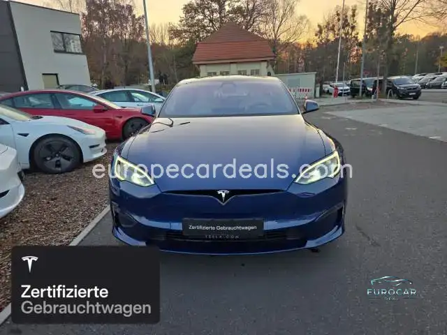 Tesla Model S