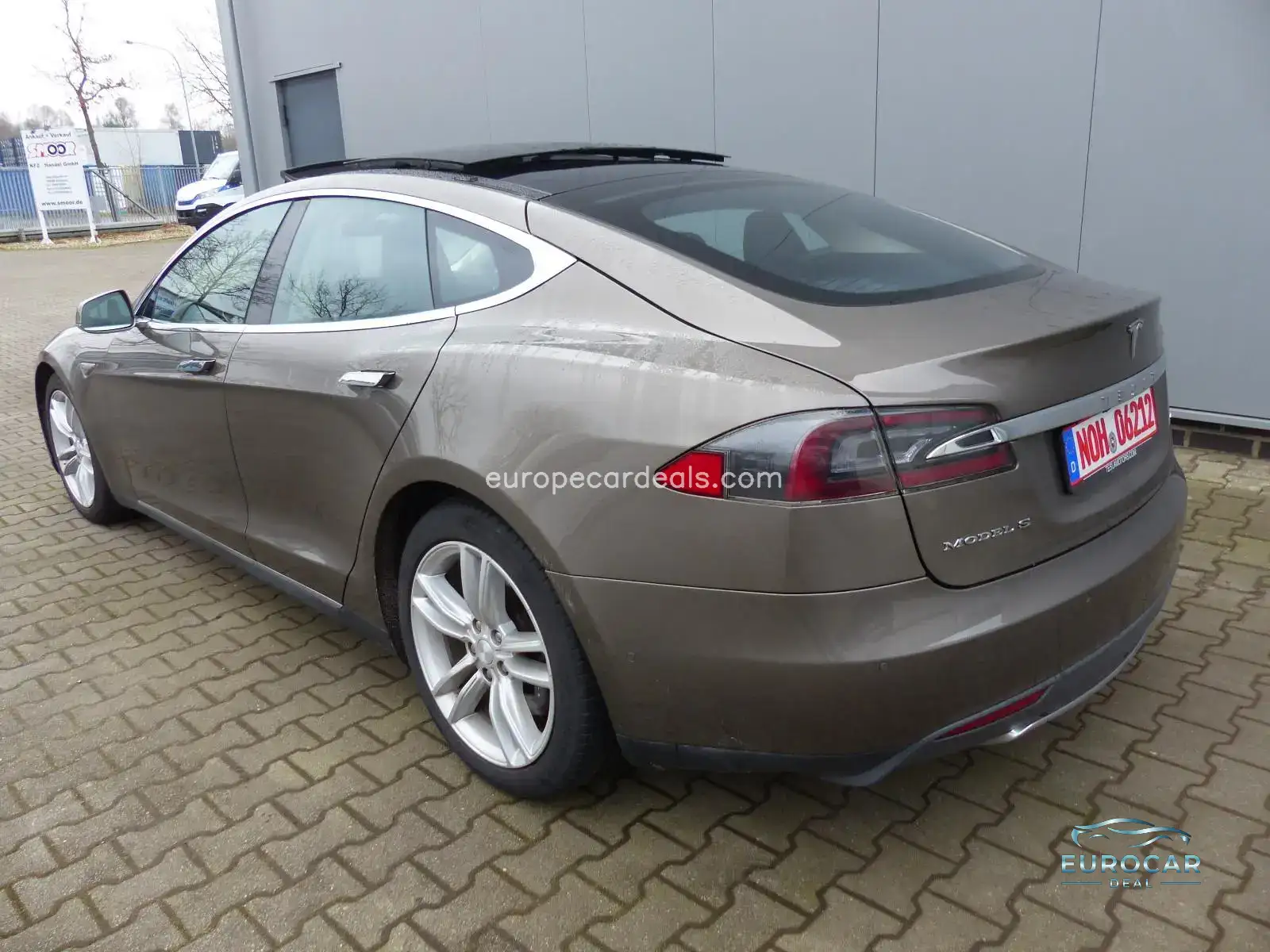 Tesla Model S