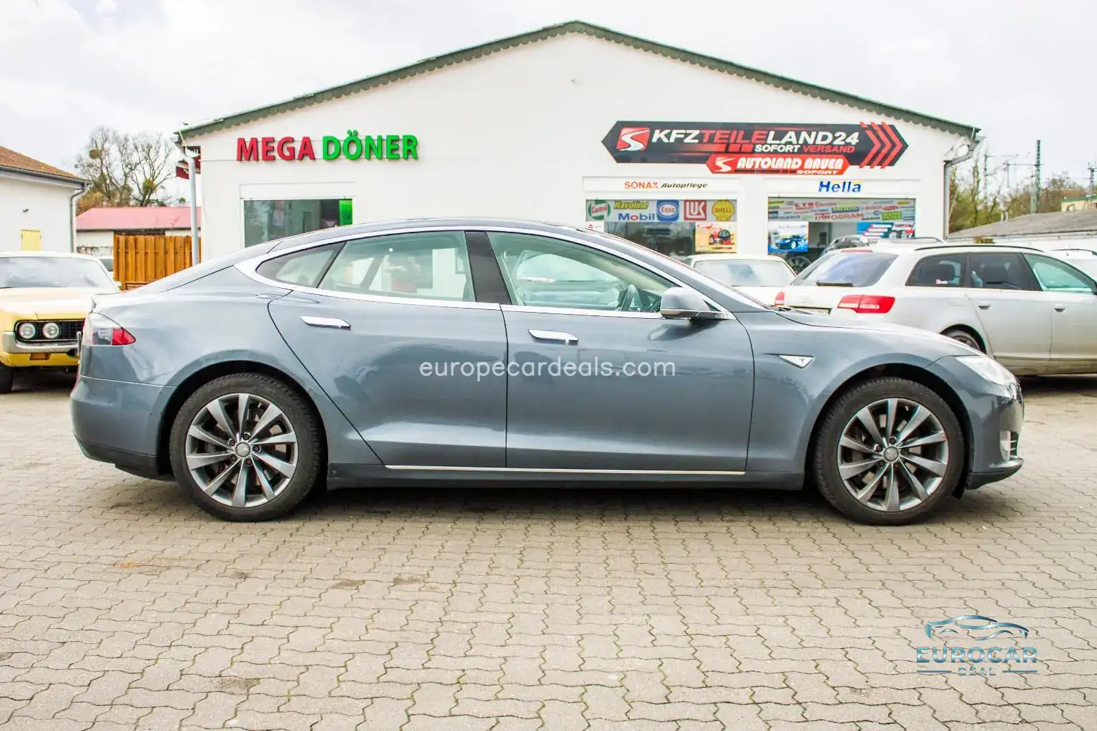 Tesla Model S