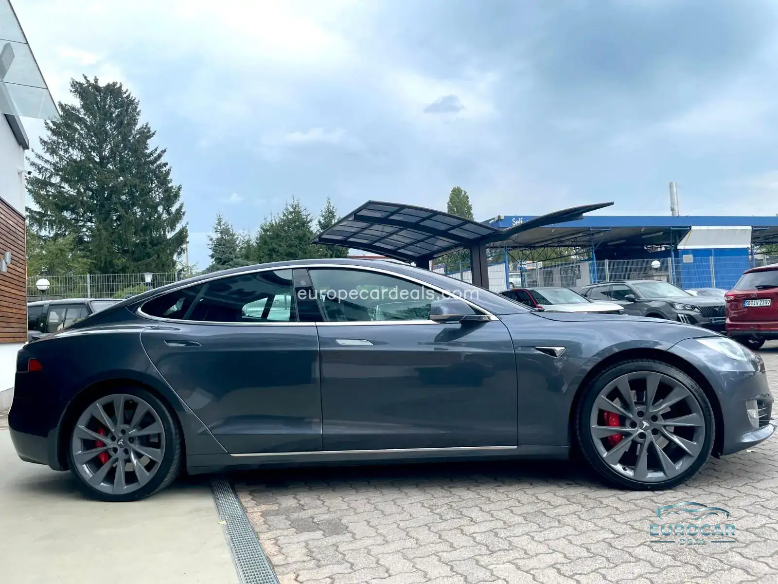 Tesla Model S