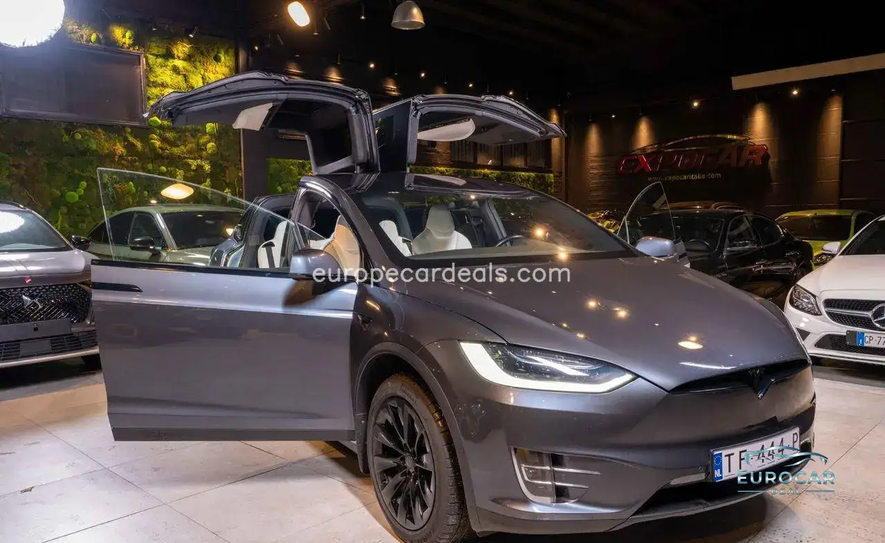 Tesla Model X