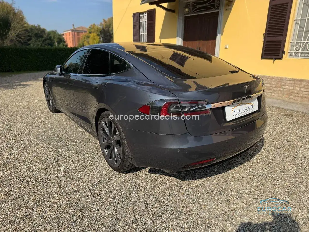 Tesla Model S