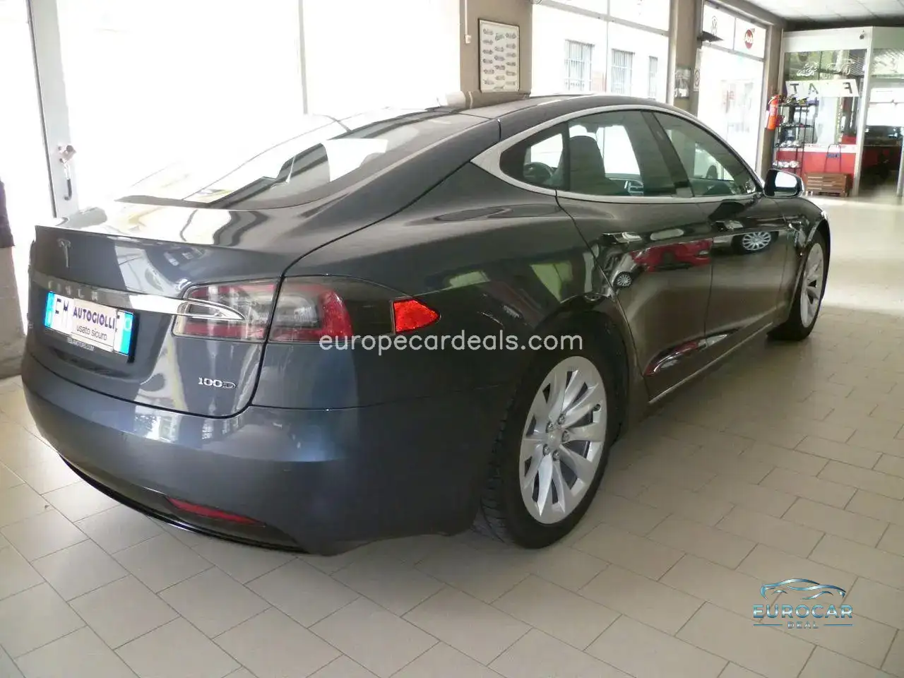 Tesla Model S