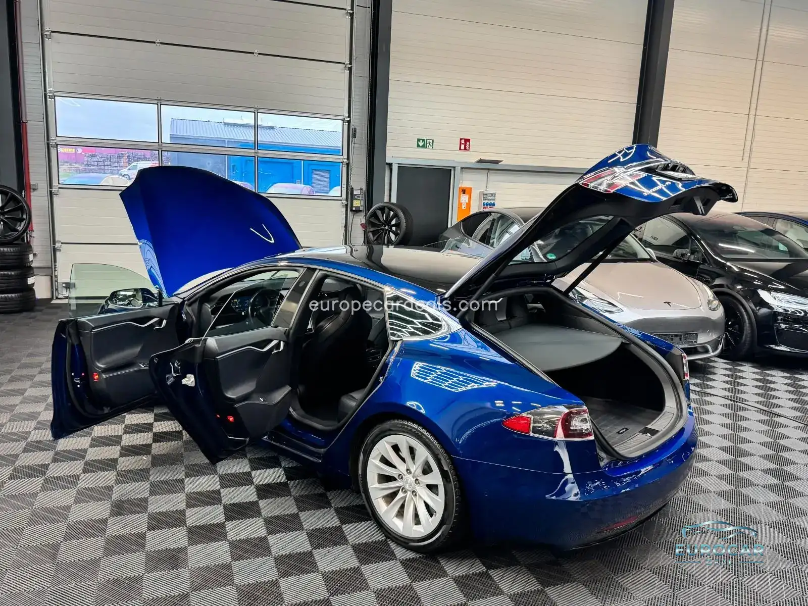 Tesla Model S
