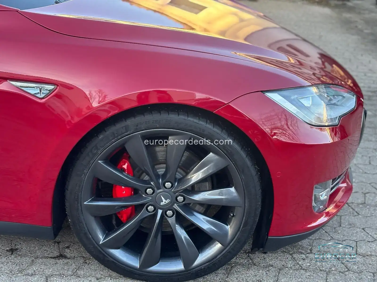 Tesla Model S