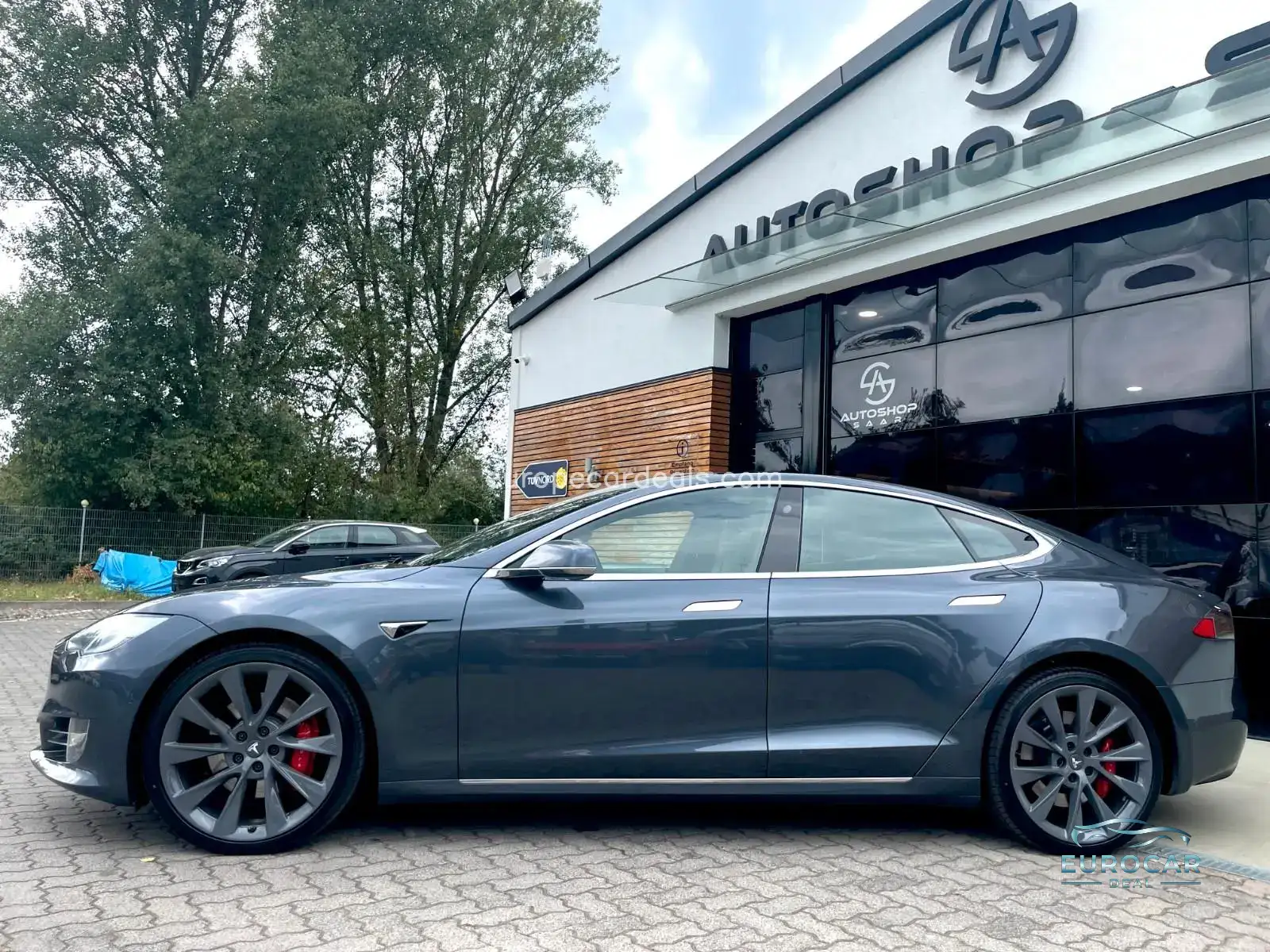 Tesla Model S