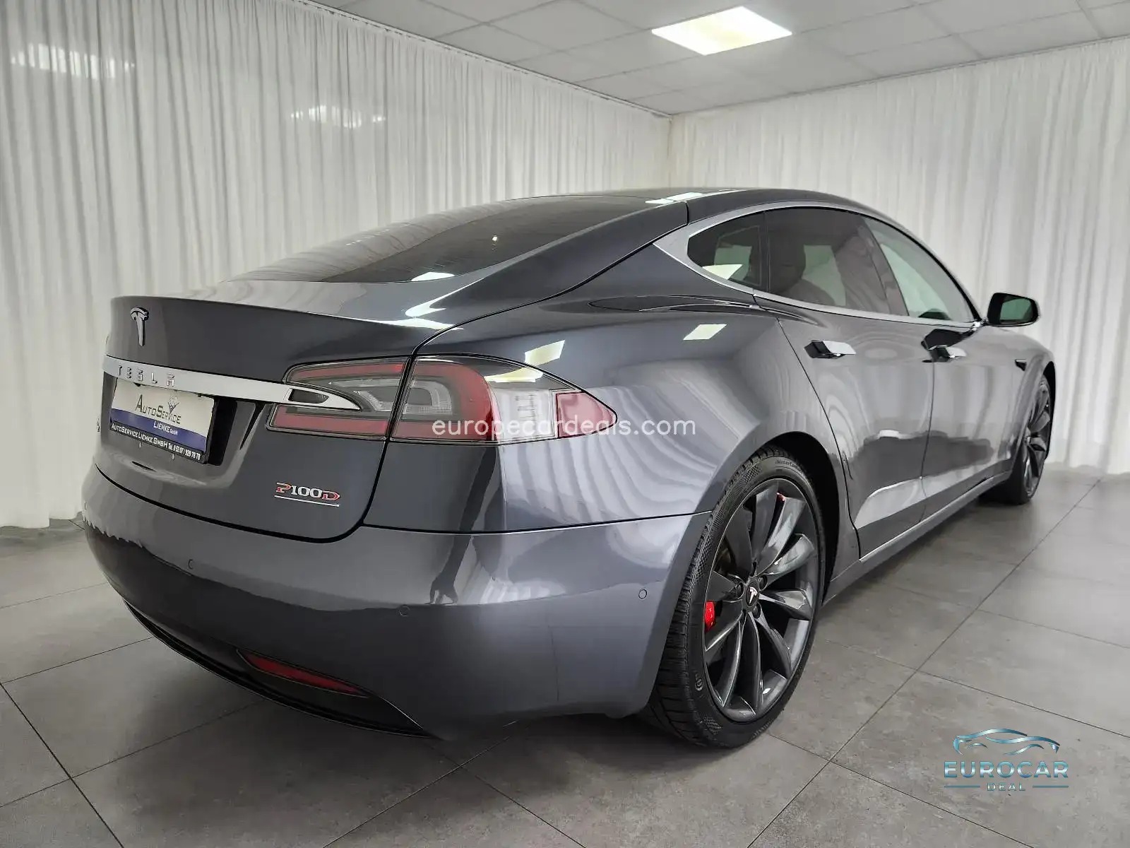 Tesla Model S
