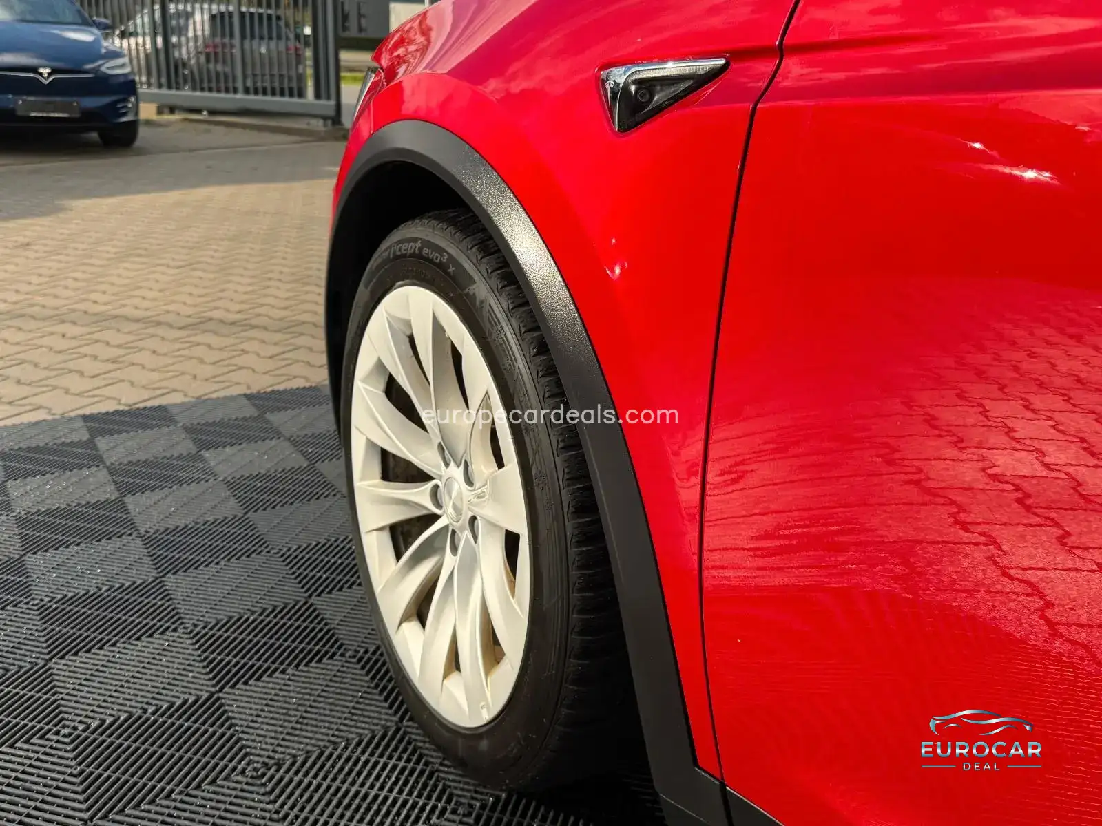 Tesla Model X