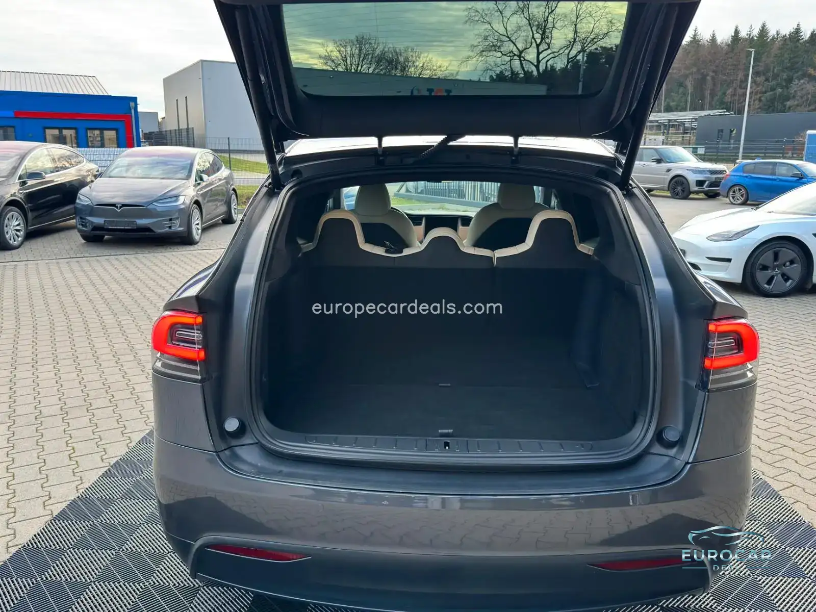 Tesla Model X