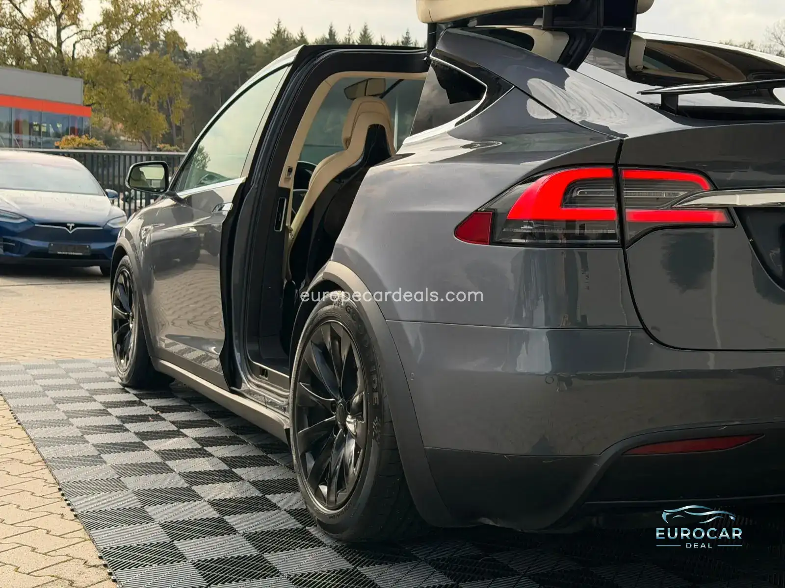 Tesla Model X