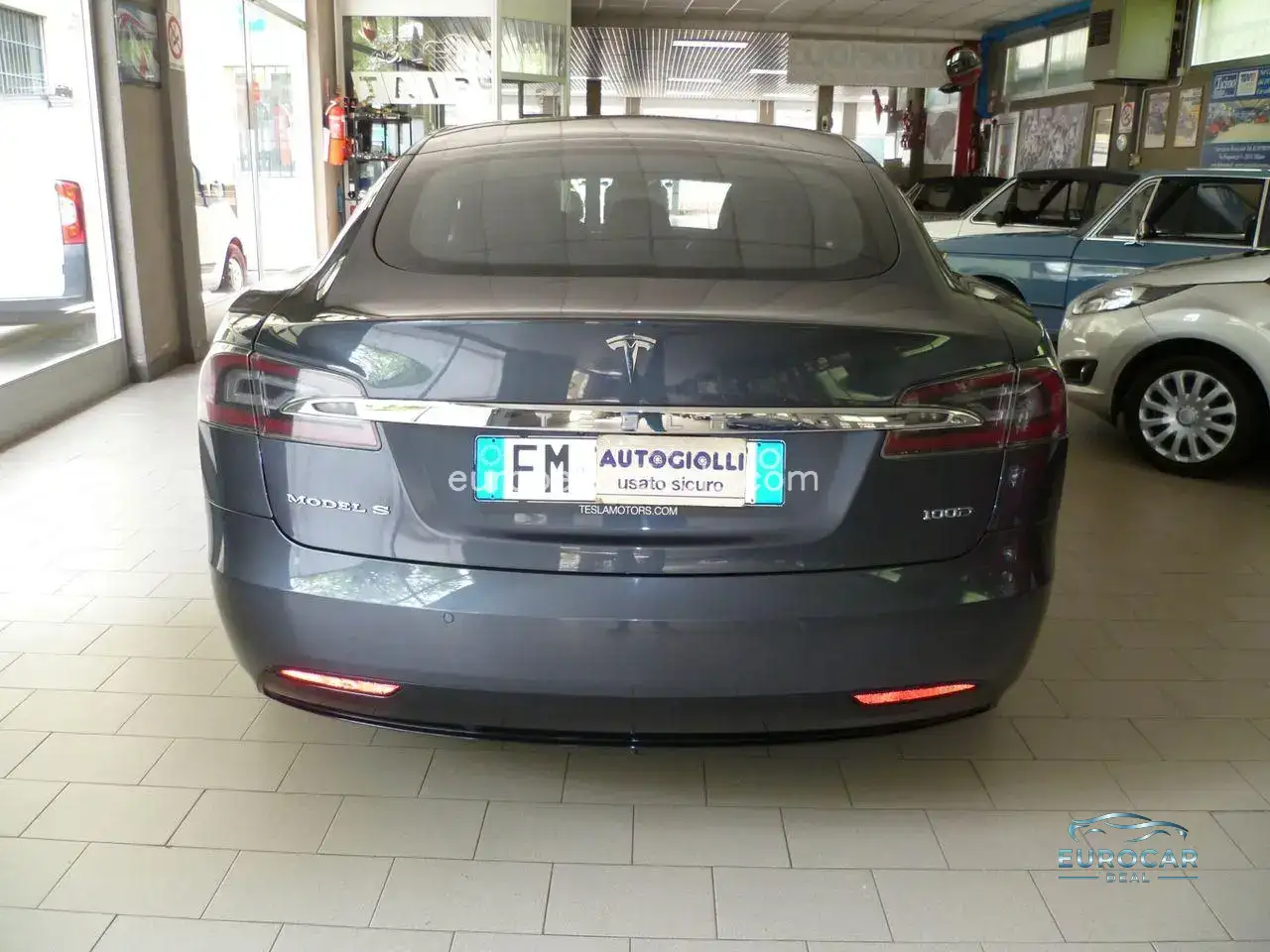 Tesla Model S