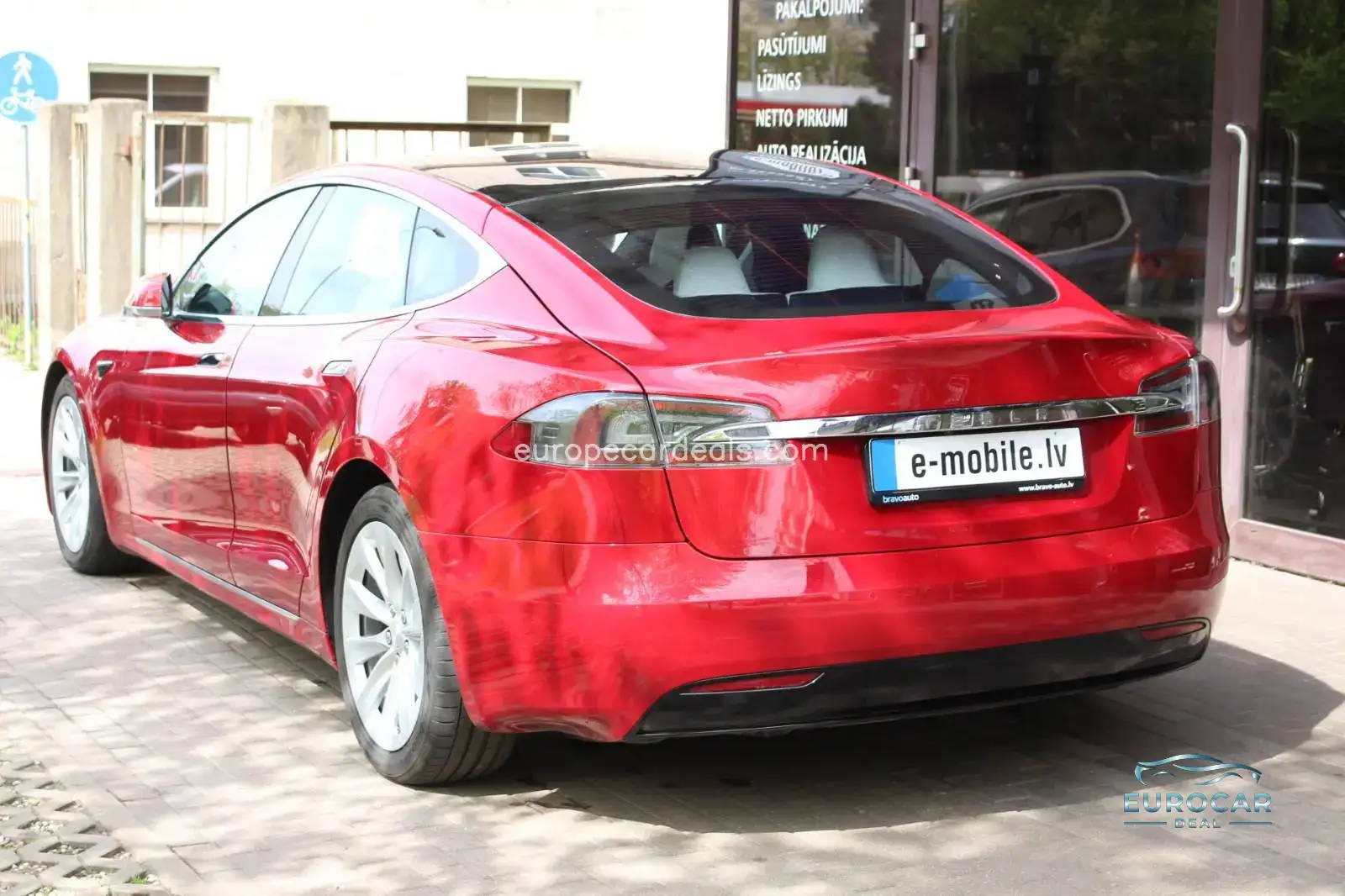 Tesla Model S