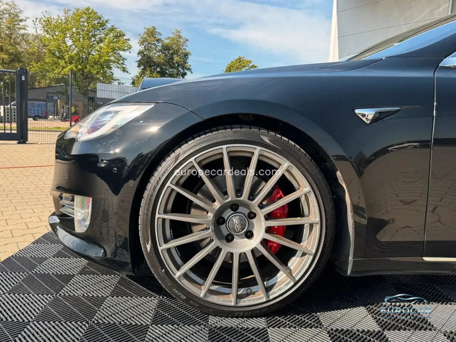 Tesla Model S