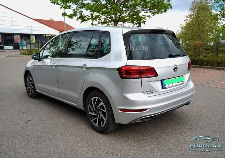 Volkswagen Golf Sportsvan