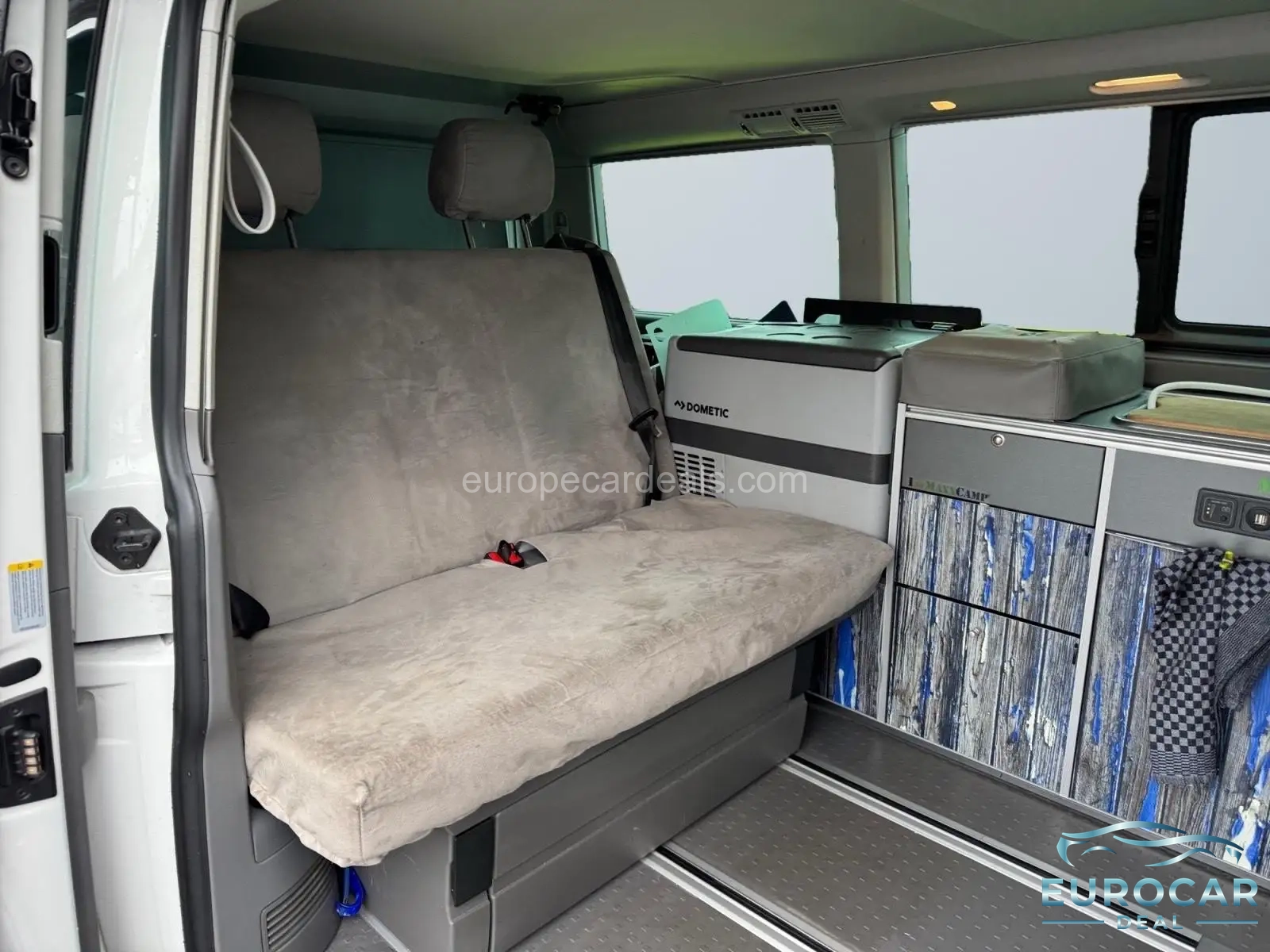 Volkswagen T6 California