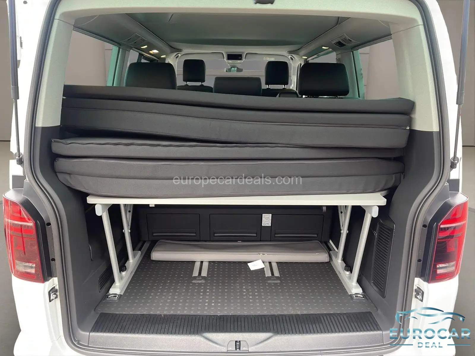 Volkswagen T6 California