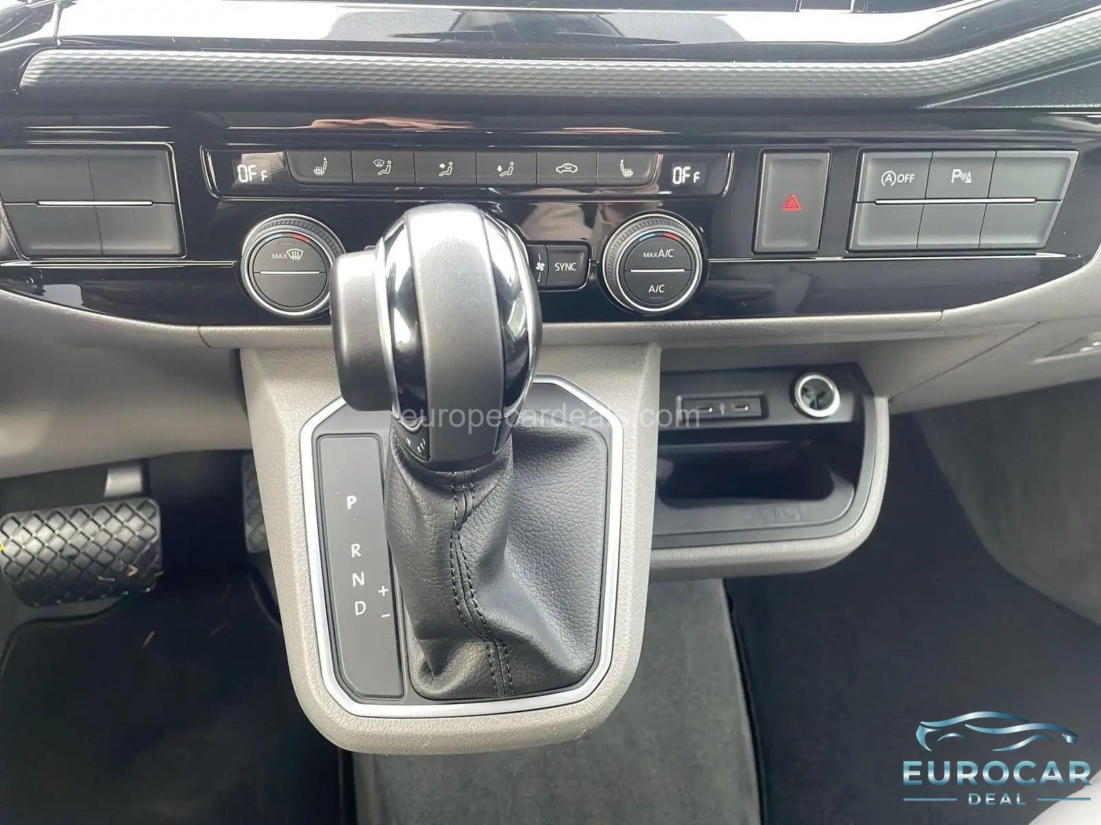 Volkswagen T6 California