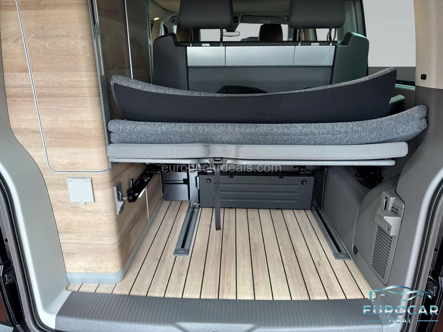Volkswagen T6 California