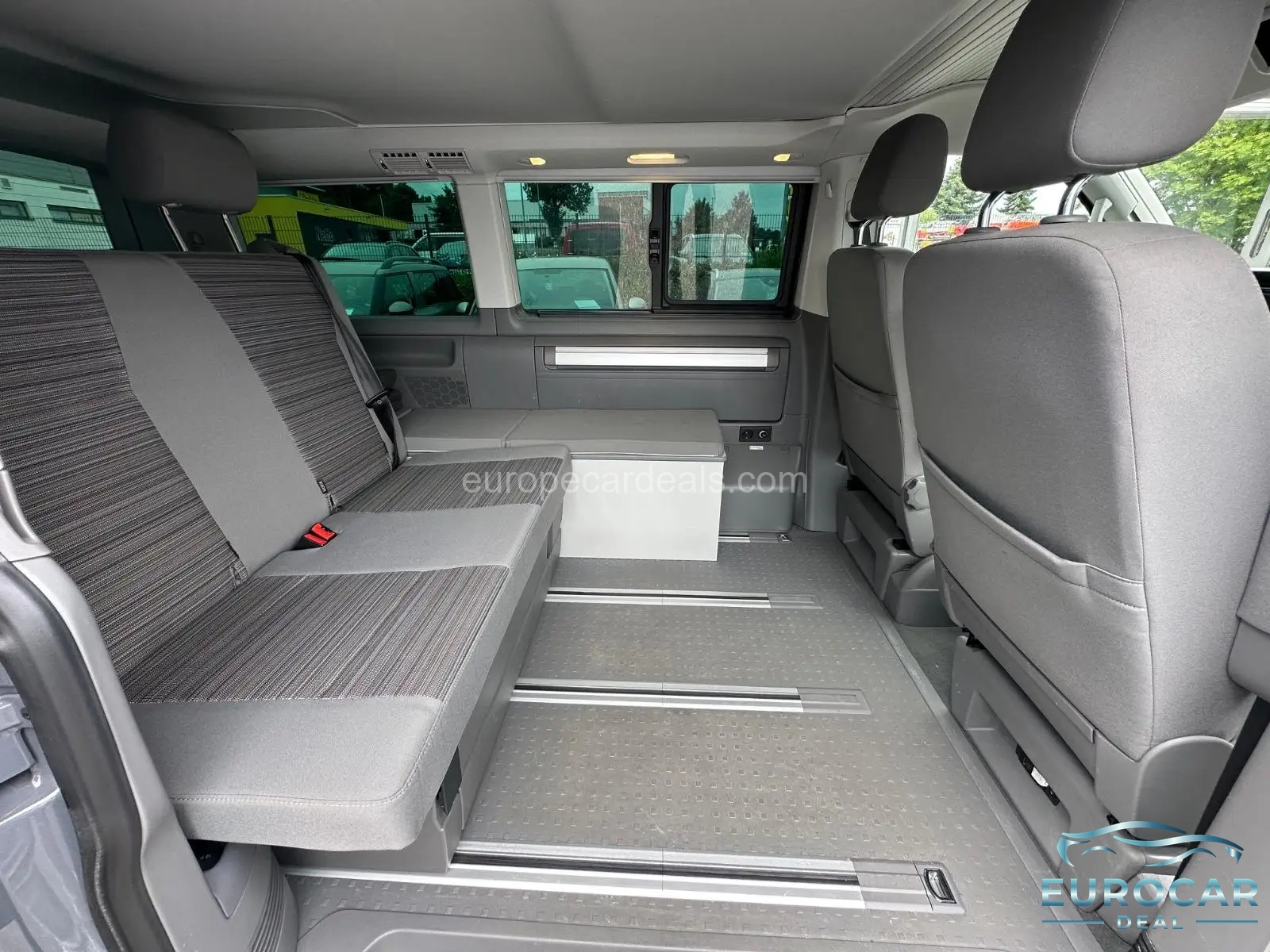 Volkswagen T6 California