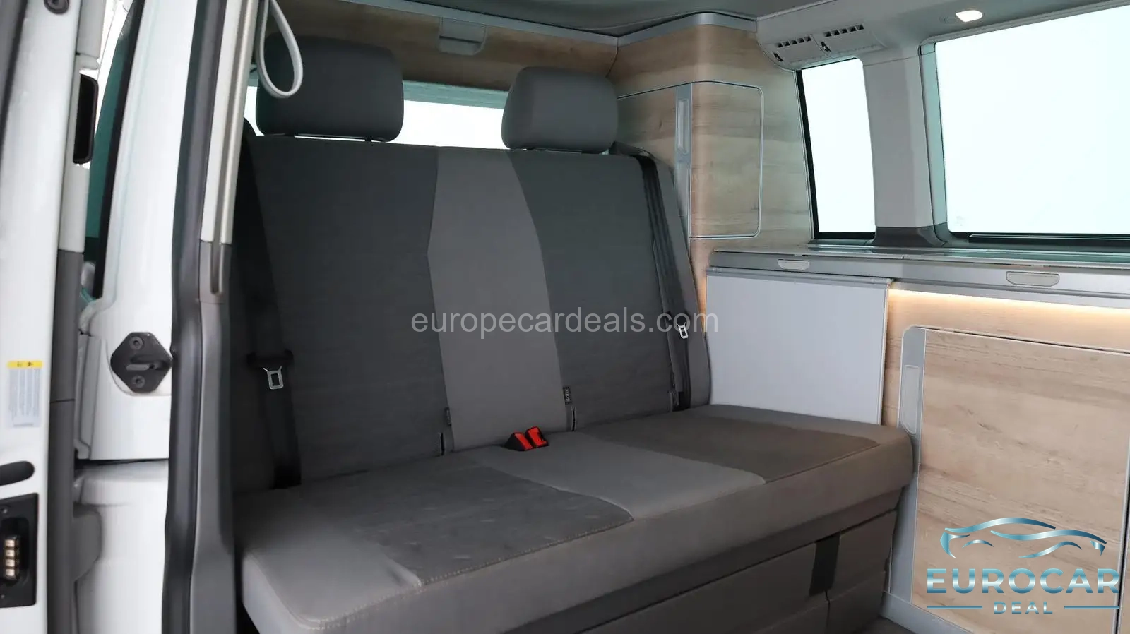 Volkswagen T6 California