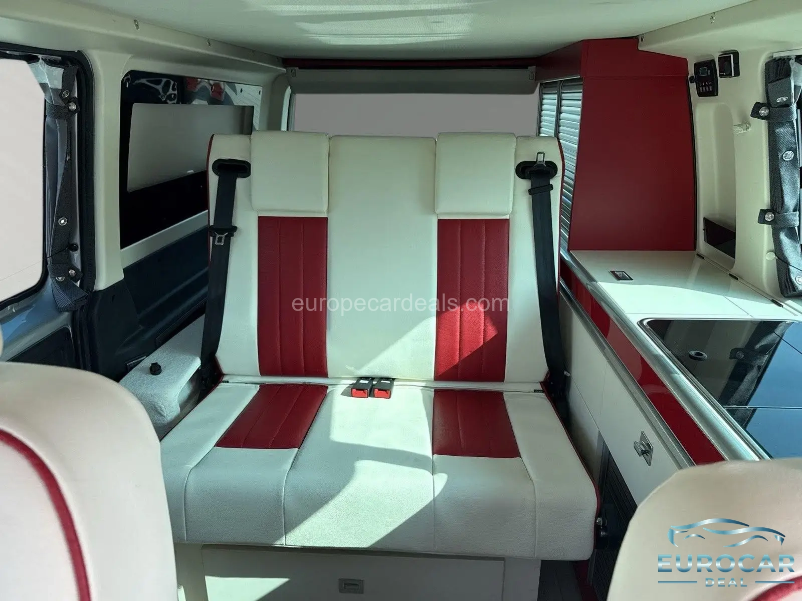 Volkswagen T6 California