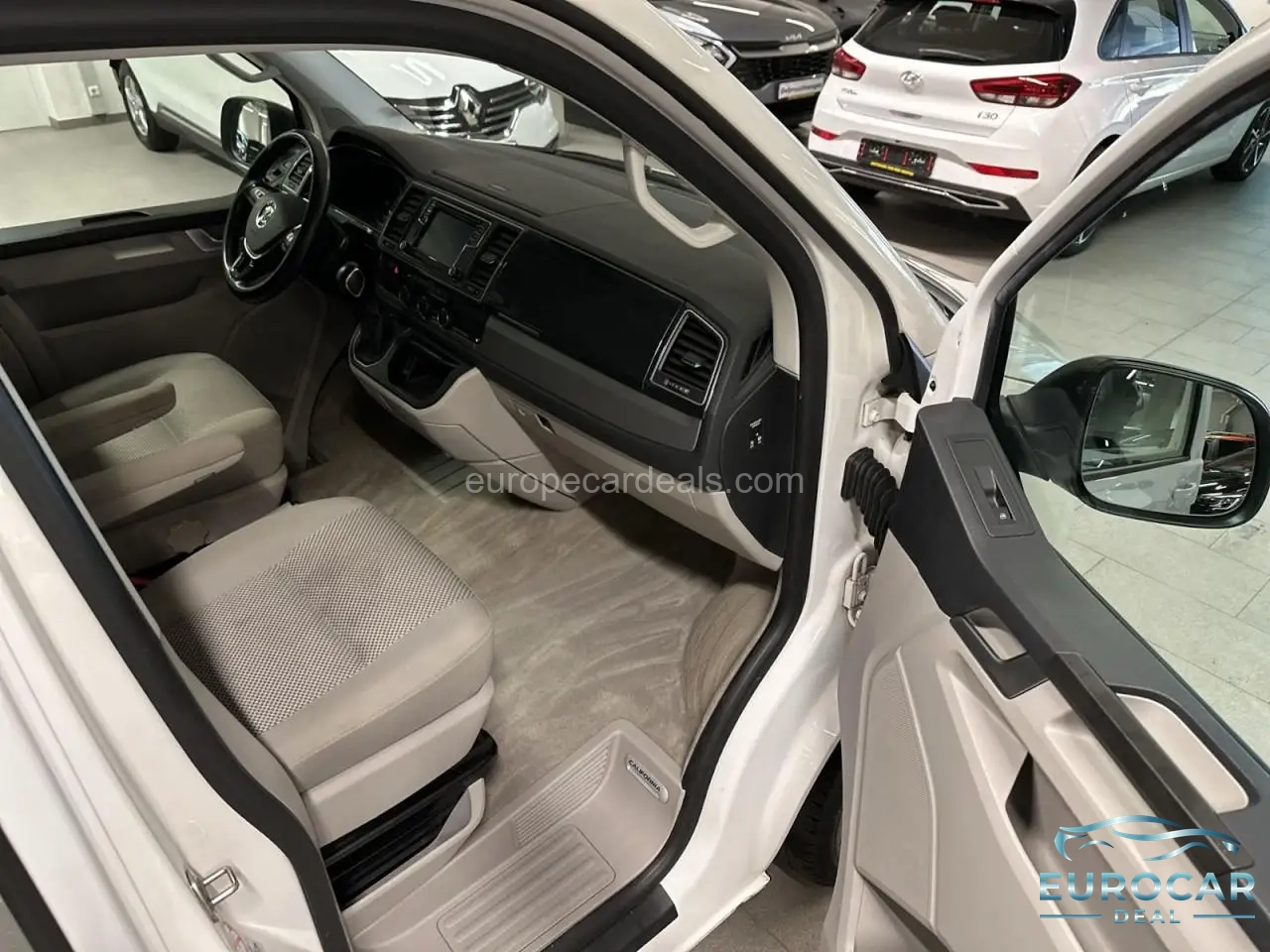 Volkswagen T6 California