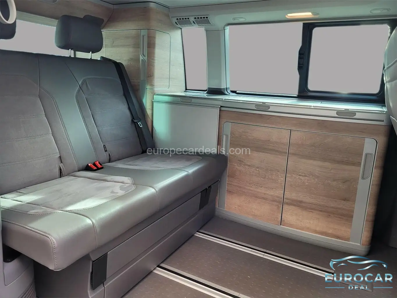 Volkswagen T6 California