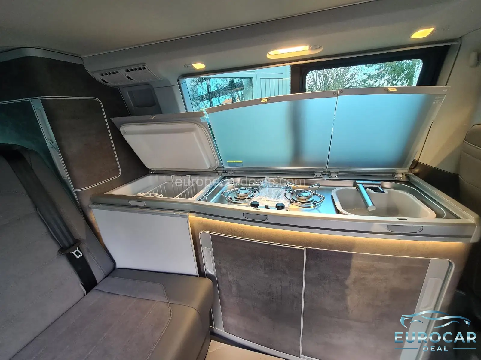 Volkswagen T6 California