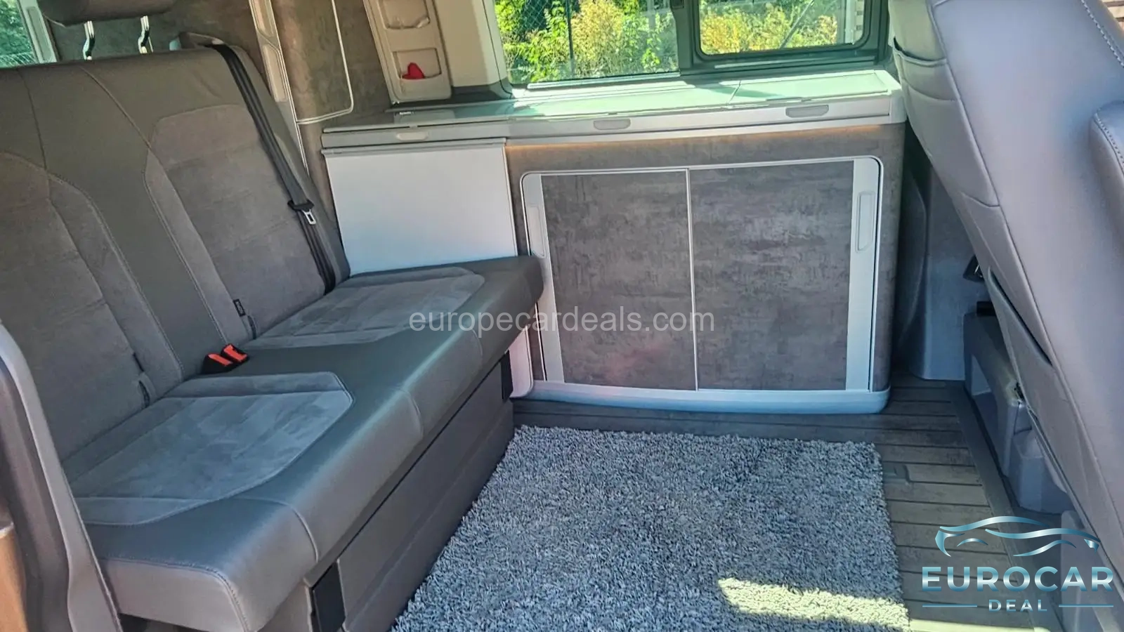 Volkswagen T6 California