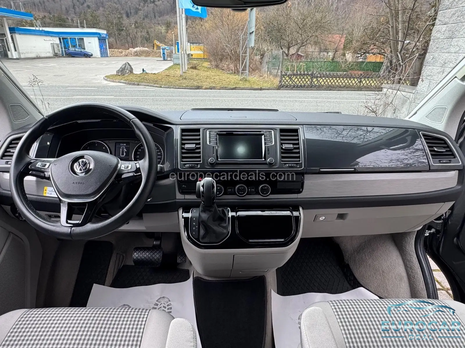 Volkswagen T6 California