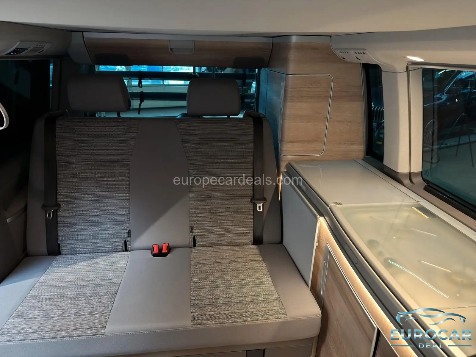 Volkswagen T6 California