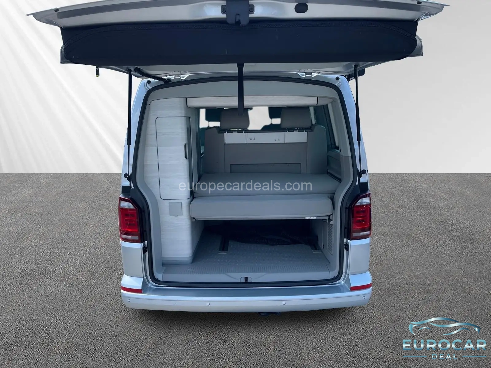 Volkswagen T6 California