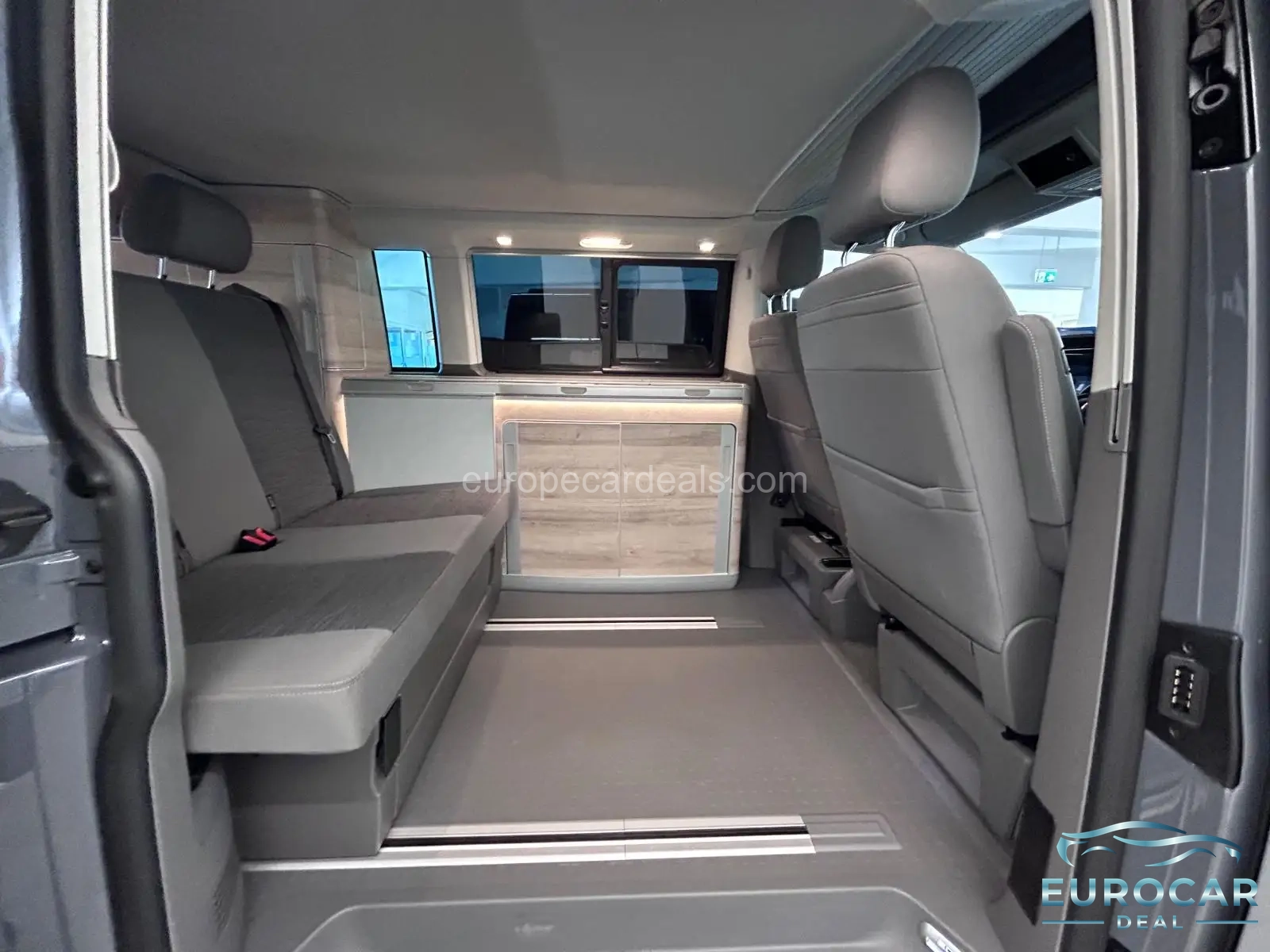 Volkswagen T6 California
