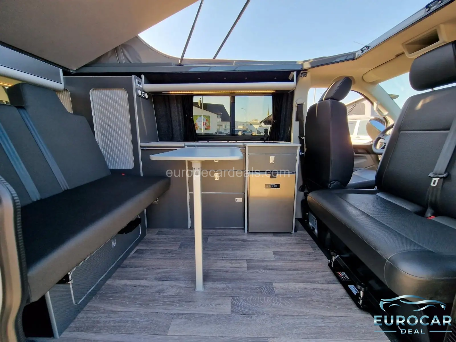 Volkswagen T6 California
