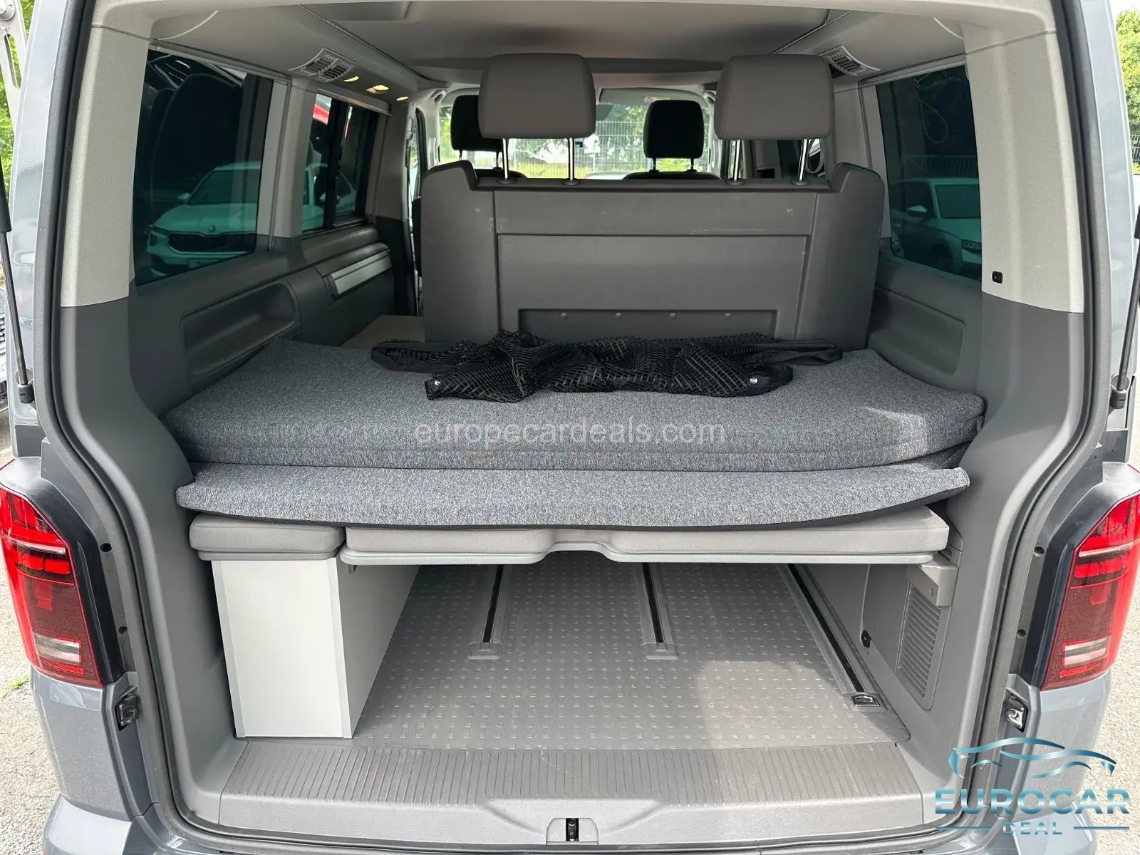 Volkswagen T6 California