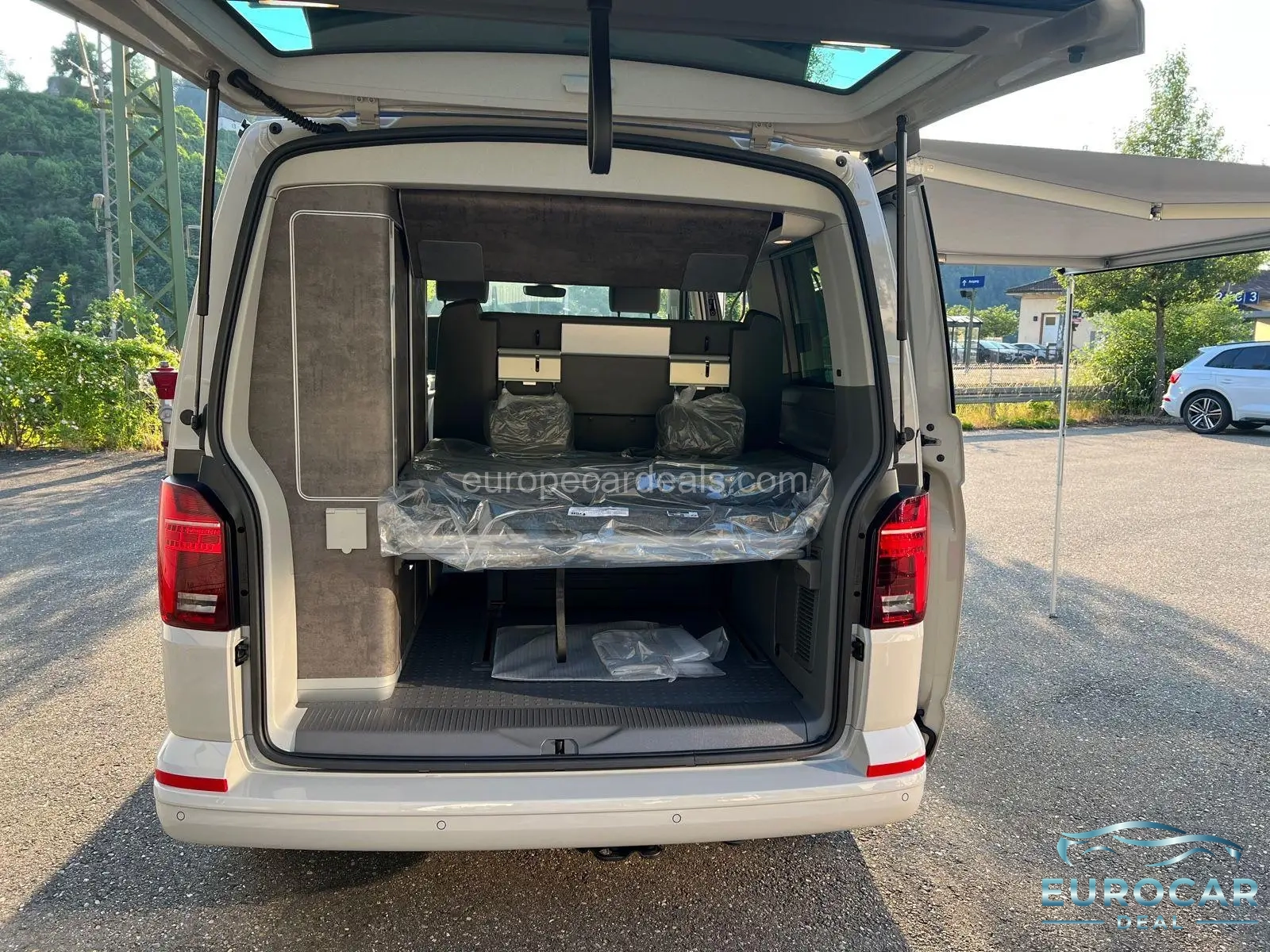 Volkswagen T6 California