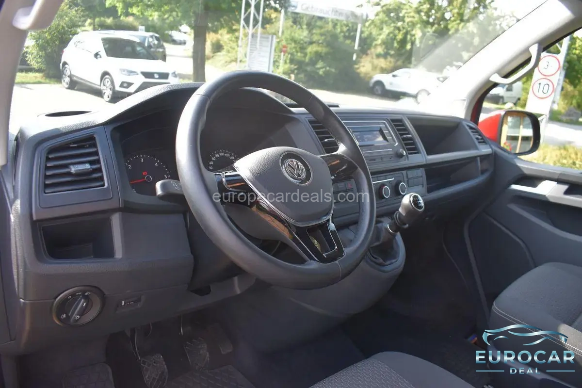 Volkswagen T6 California