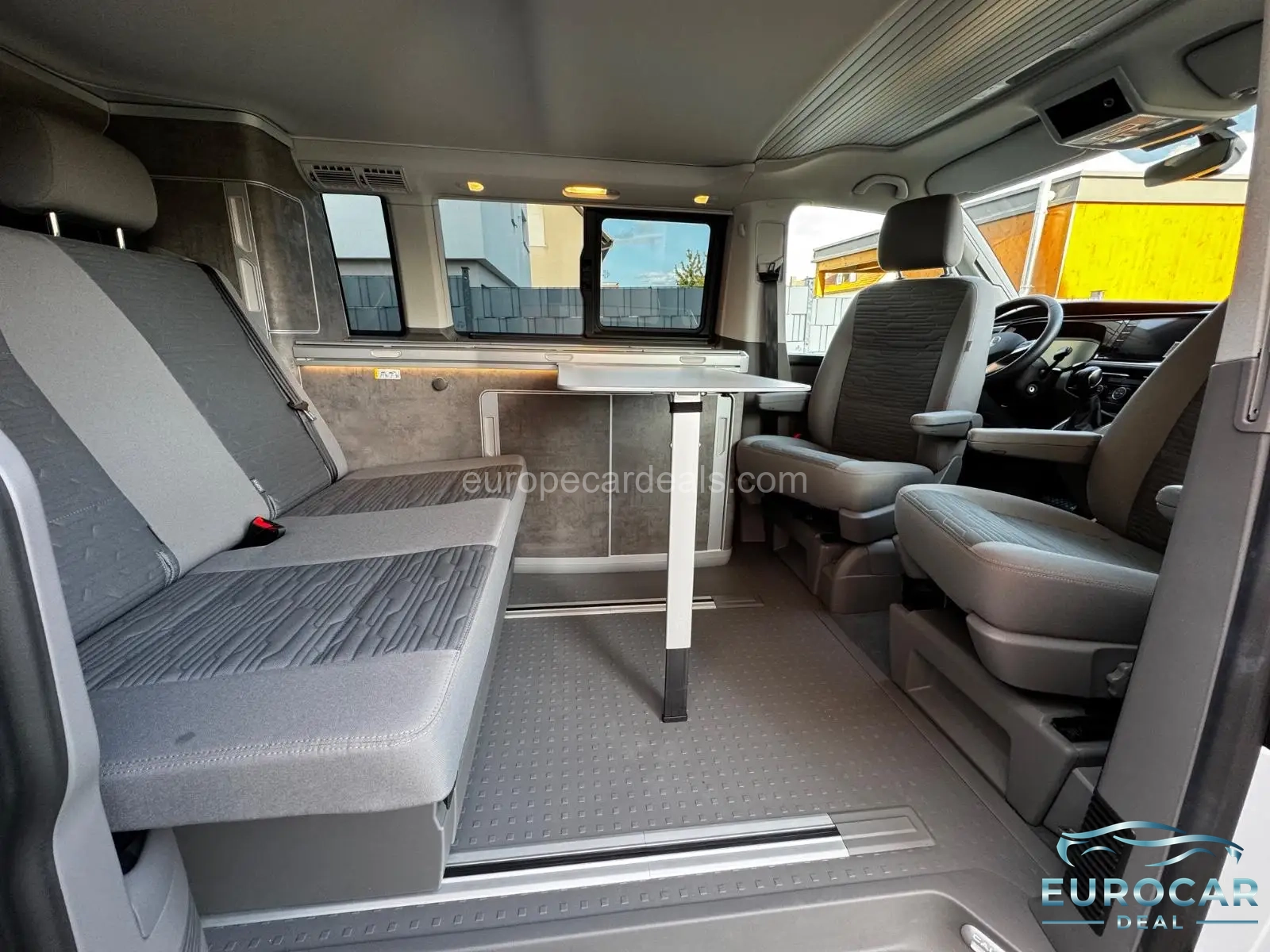 Volkswagen T6 California