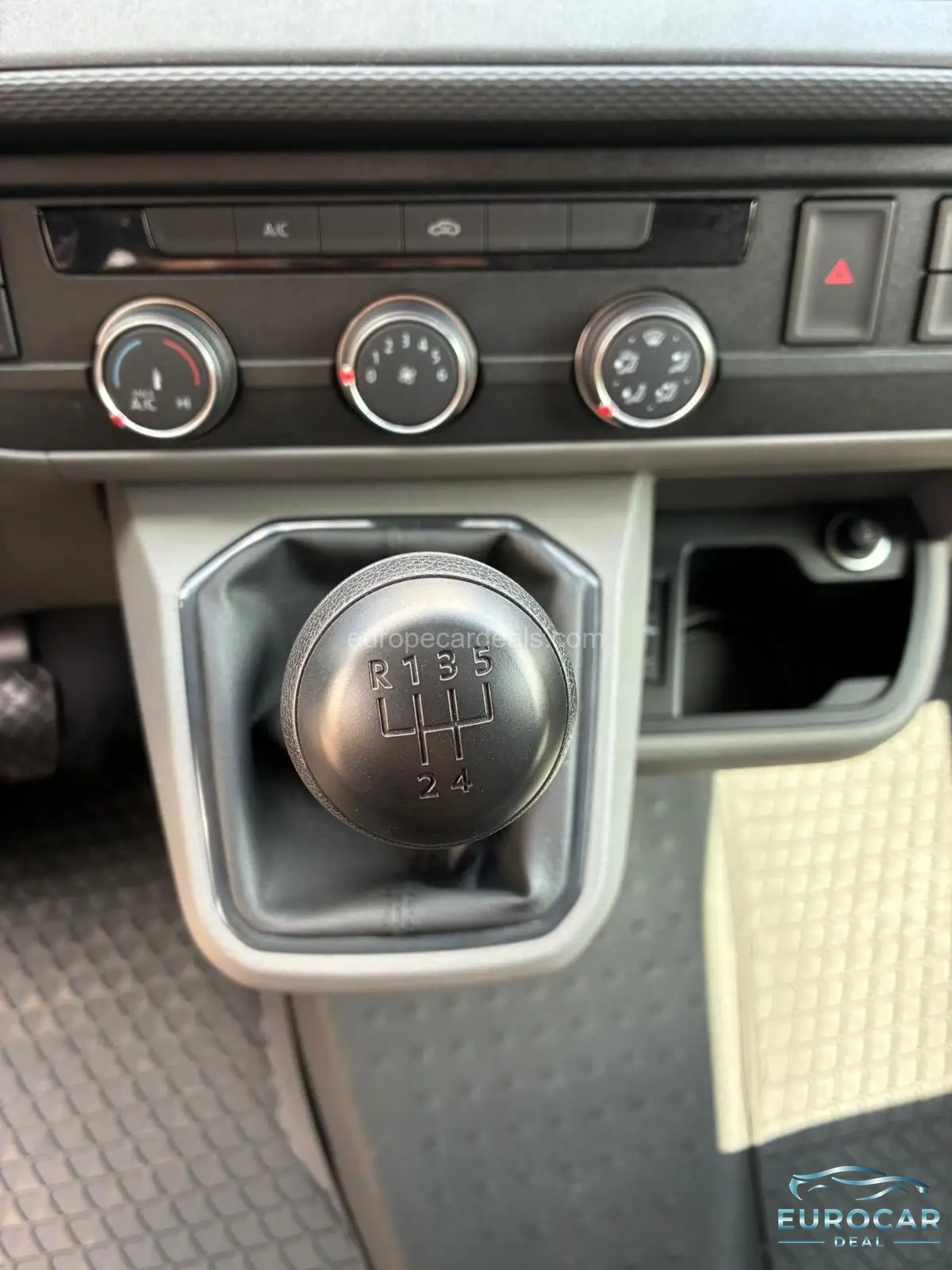 Volkswagen T6 Transporter
