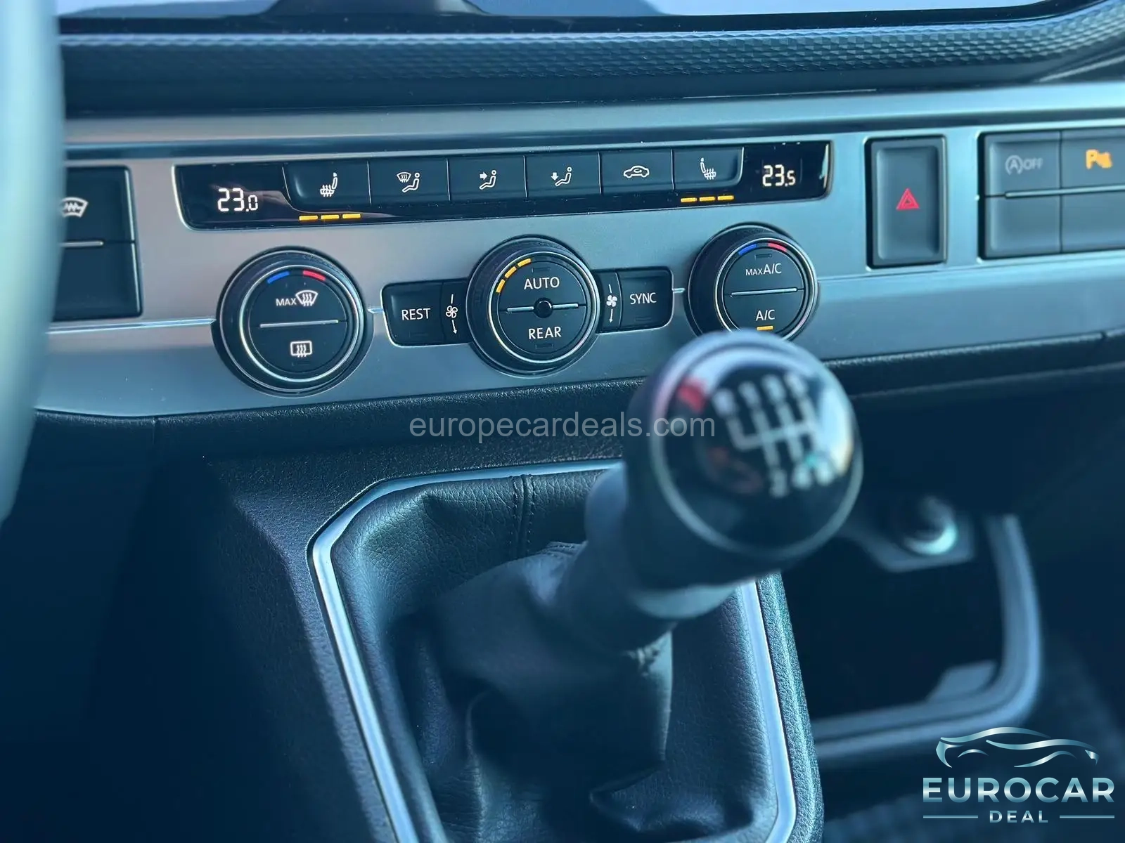 Volkswagen T6 California