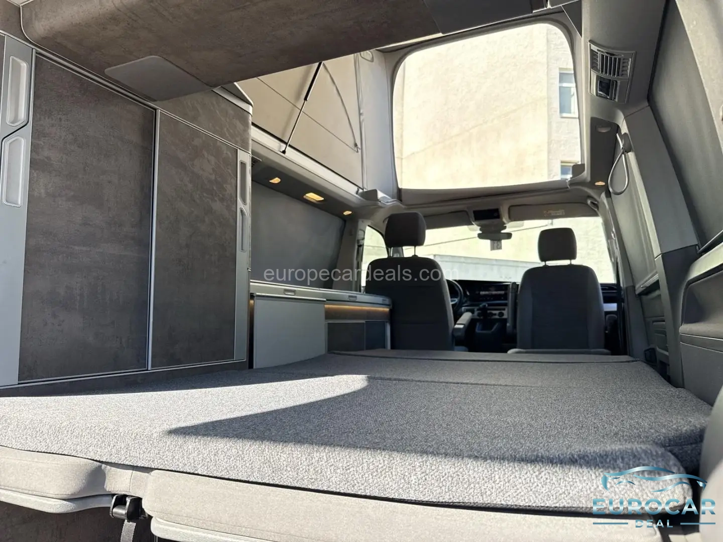 Volkswagen T6 California